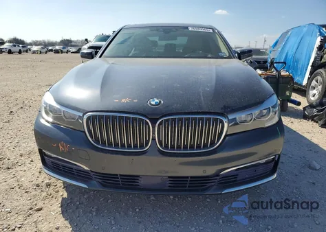 2016 BMW 740 I из США, поврежденный, VIN WBA7E2C52GG738996